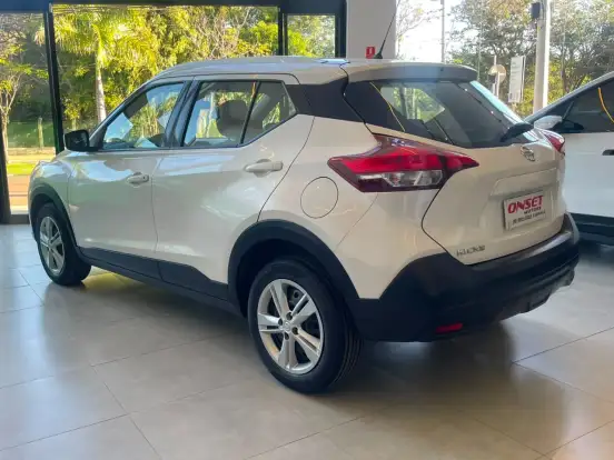 NISSAN-KICKS-1.6 16V FLEXSTART S DIRECT 4P XTRONIC NISSAN-KICKS-2018