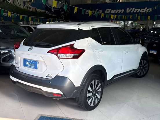 NISSAN-KICKS-1.6 16V FLEXSTART SV 4P XTRONIC NISSAN-KICKS-2017