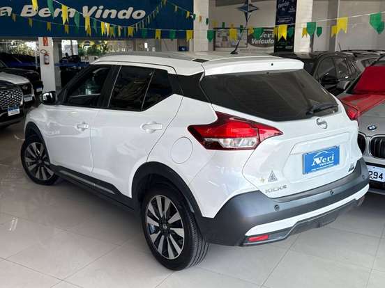 NISSAN-KICKS-1.6 16V FLEXSTART SV 4P XTRONIC NISSAN-KICKS-2017