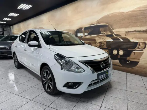 NISSAN VERSA 1.6 16V FLEXSTART SL 4P XTRONIC NISSAN VERSA 1.6 16V FLEXSTART SL 4P XTRONIC
