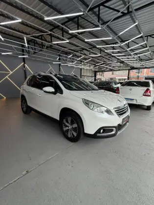 PEUGEOT 2008 1.6 16V FLEX GRIFFE 4P AUTOMÁTICO PEUGEOT 2008 1.6 16V FLEX GRIFFE 4P AUTOMÁTICO