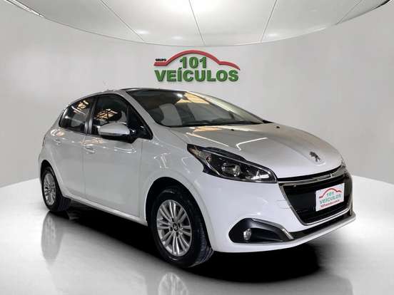 PEUGEOT-208-2017