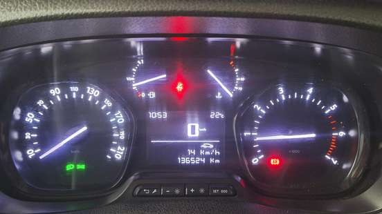 PEUGEOT-EXPERT-2021