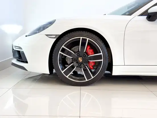PORSCHE-718-2018