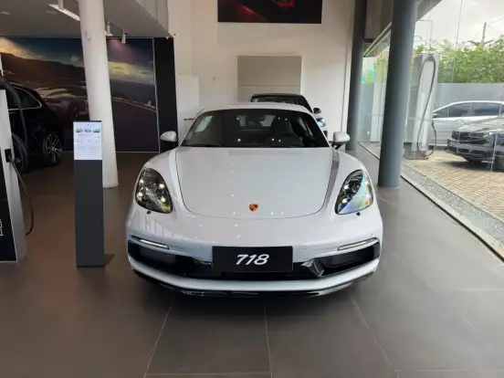 PORSCHE-718-2025