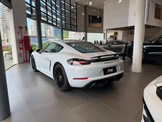 PORSCHE-718-2025