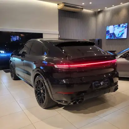 PORSCHE-CAYENNE-2025