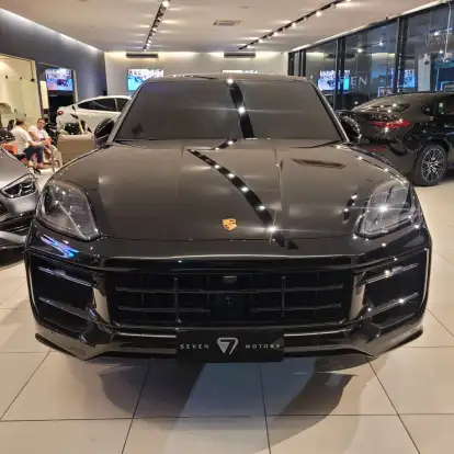PORSCHE-CAYENNE-2025