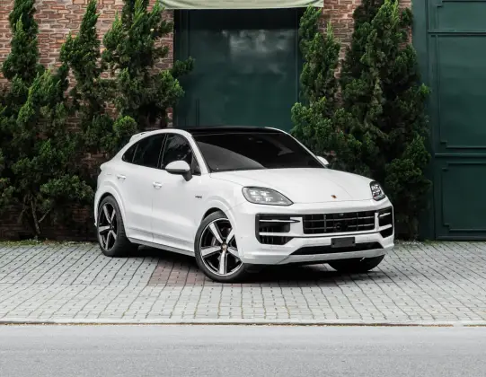 PORSCHE CAYENNE 3.0 V6 E-HYBRID COUPÉ AWD TIPTRONIC S PORSCHE CAYENNE 3.0 V6 E-HYBRID COUPÉ AWD TIPTRONIC S