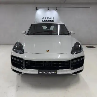 PORSCHE-CAYENNE-2022