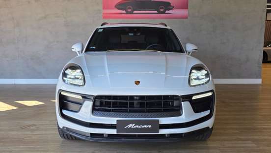 PORSCHE-MACAN-2024