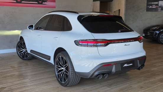 PORSCHE-MACAN-2024