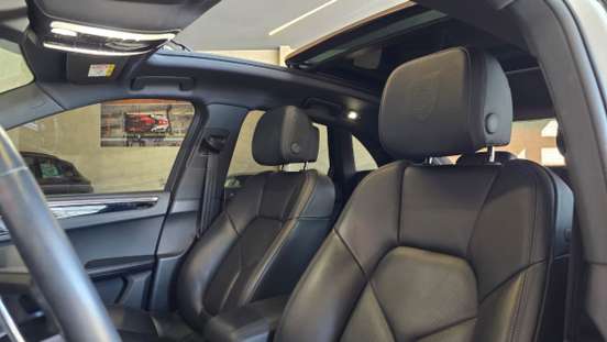 PORSCHE-MACAN-2024