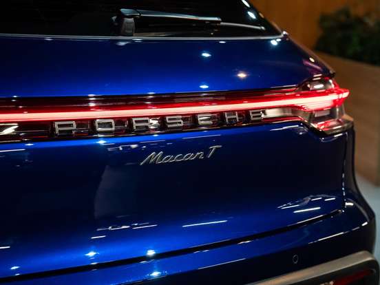 PORSCHE-MACAN-2025