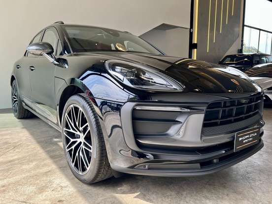 PORSCHE-MACAN-2025
