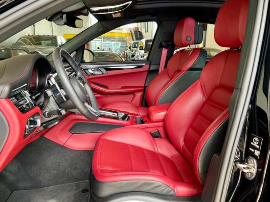 PORSCHE-MACAN-2025