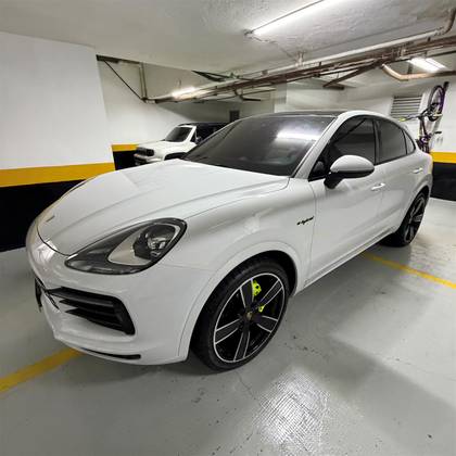 PORSCHE CAYENNE 3.0 V6 GASOLINA COUPÉ AWD TIPTRONIC S