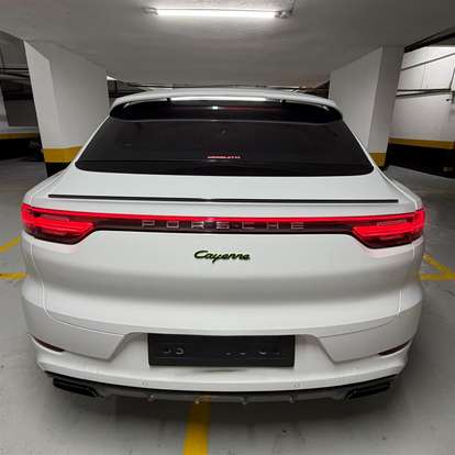 PORSCHE-CAYENNE-2019