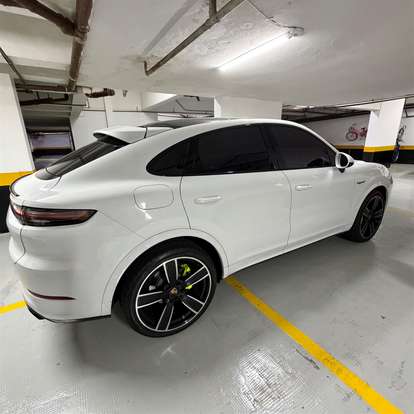 PORSCHE-CAYENNE-2019