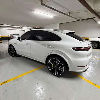 PORSCHE-CAYENNE-2019