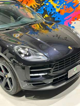 PORSCHE-MACAN-2020
