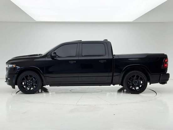 RAM-1500-3.0 HURRICANE 6 BITURBO GASOLINA LARAMIE NIGHT EDITION CD 4X4 AUTOMÁTICO RAM-1500-2026