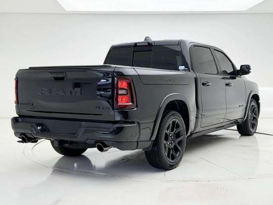 RAM-1500-3.0 HURRICANE 6 BITURBO GASOLINA LARAMIE NIGHT EDITION CD 4X4 AUTOMÁTICO RAM-1500-2026