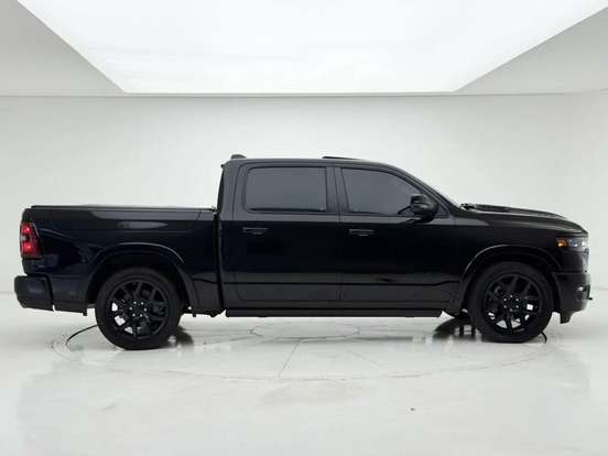 RAM-1500-3.0 HURRICANE 6 BITURBO GASOLINA LARAMIE NIGHT EDITION CD 4X4 AUTOMÁTICO RAM-1500-2026