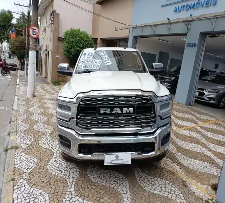 RAM-2500-6.7 I6 TURBO DIESEL LARAMIE CD 4X4 AUTOMÁTICO RAM-2500-2019