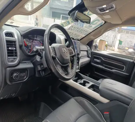 RAM-2500-6.7 I6 TURBO DIESEL LARAMIE CD 4X4 AUTOMÁTICO RAM-2500-2019