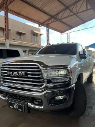 RAM 3500 6.7 I6 TURBO DIESEL LIMITED LONGHORN CD 4X4 AUTOMÁTICO RAM 3500 6.7 I6 TURBO DIESEL LIMITED LONGHORN CD 4X4 AUTOMÁTICO