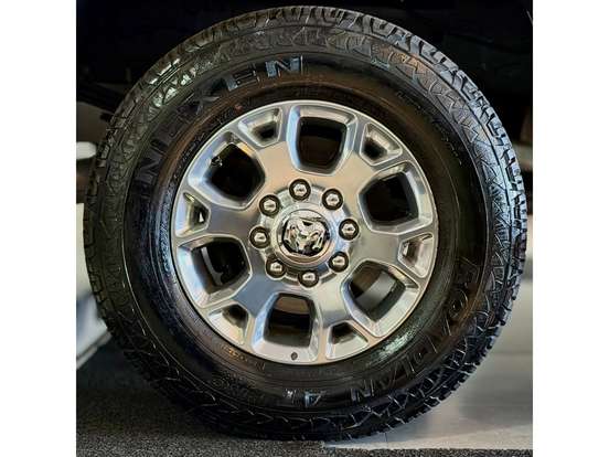 RAM-3500-6.7 I6 TURBO DIESEL LARAMIE CD 4X4 AUTOMÁTICO RAM-3500-2023