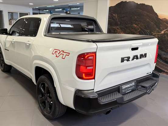RAM-RAMPAGE-2.0 HURRICANE 4 TURBO GASOLINA R/T 4X4 AUTOMÁTICO RAM-RAMPAGE-2025