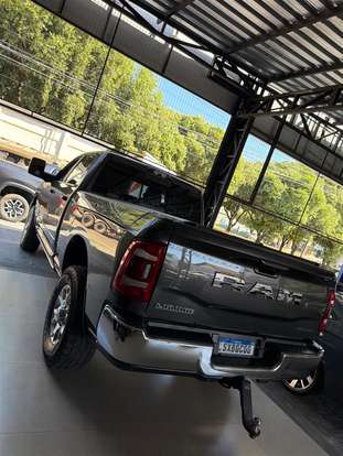 RAM-2500-6.7 I6 TURBO DIESEL LARAMIE CD 4X4 AUTOMÁTICO RAM-2500-2023