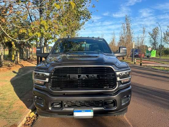 RAM-2500-6.7 I6 TURBO DIESEL LARAMIE NIGHT EDITION CD 4X4 AUTOMÁTICO RAM-2500-2024