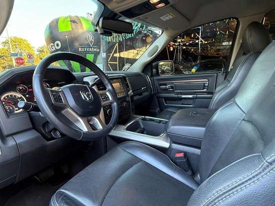 RAM-2500-6.7 LARAMIE 4X4 CD I6 TURBO DIESEL 4P AUTOMÁTICO RAM-2500-2015
