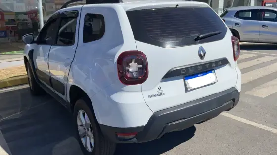 RENAULT DUSTER 1.6 16V SCE FLEX ZEN MANUAL RENAULT DUSTER 1.6 16V SCE FLEX ZEN MANUAL