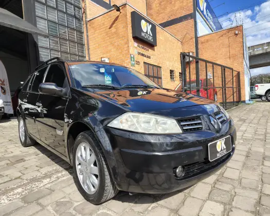RENAULT MEGANE 1.6 DYNAMIQUE GRAND TOUR 16V FLEX 4P MANUAL RENAULT MEGANE 1.6 DYNAMIQUE GRAND TOUR 16V FLEX 4P MANUAL