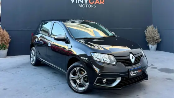 RENAULT SANDERO 1.6 16V SCE FLEX GT LINE MANUAL RENAULT SANDERO 1.6 16V SCE FLEX GT LINE MANUAL