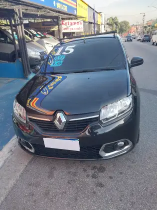 RENAULT SANDERO 1.6 DYNAMIQUE 8V FLEX 4P MANUAL RENAULT SANDERO 1.6 DYNAMIQUE 8V FLEX 4P MANUAL