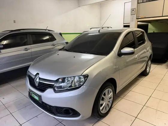 RENAULT SANDERO 1.6 EXPRESSION 8V FLEX 4P MANUAL RENAULT SANDERO 1.6 EXPRESSION 8V FLEX 4P MANUAL