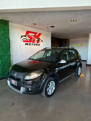 RENAULT SANDERO 1.6 STEPWAY 16V FLEX 4P AUTOMÁTICO RENAULT SANDERO 1.6 STEPWAY 16V FLEX 4P AUTOMÁTICO