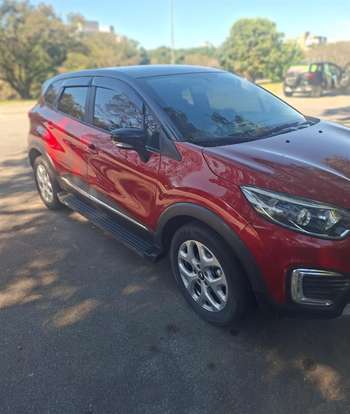 RENAULT-CAPTUR-2018