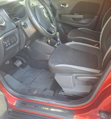 RENAULT-CAPTUR-2018