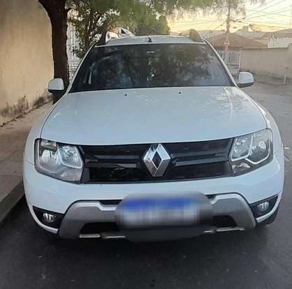 RENAULT-DUSTER-2015