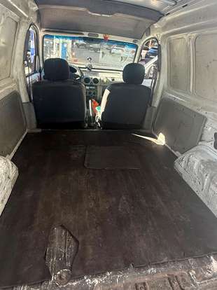 RENAULT-KANGOO-2011