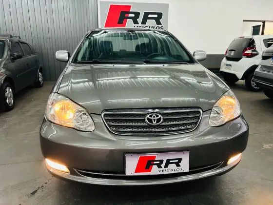 TOYOTA COROLLA 1.6 XLI 16V GASOLINA 4P AUTOMÁTICO TOYOTA COROLLA 1.6 XLI 16V GASOLINA 4P AUTOMÁTICO