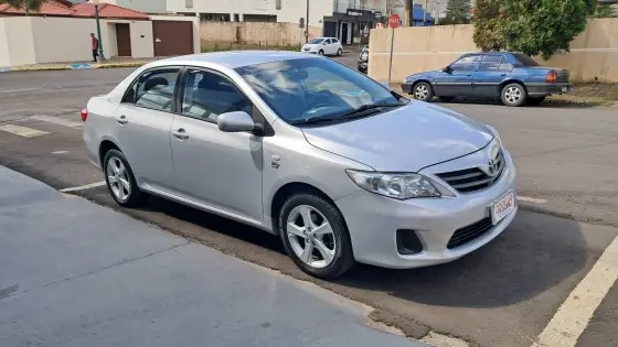TOYOTA COROLLA 1.8 GLI 16V FLEX 4P MANUAL TOYOTA COROLLA 1.8 GLI 16V FLEX 4P MANUAL