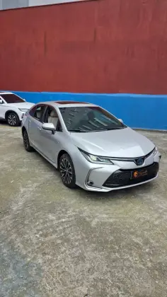 TOYOTA COROLLA 1.8 VVT-I HYBRID FLEX ALTIS PREMIUM CVT TOYOTA COROLLA 1.8 VVT-I HYBRID FLEX ALTIS PREMIUM CVT