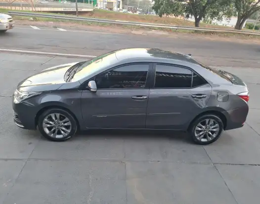 TOYOTA-COROLLA-2018